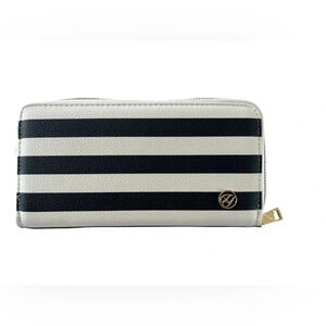 Nautic navy blue and white wallet